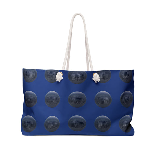 Stylish Polka Dot Weekender Bag for Travel and Leisure
